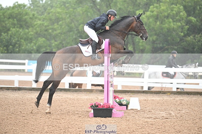 240720A-112007-14442 - Cls 11, 1 Star Bronze Tour 1.15m