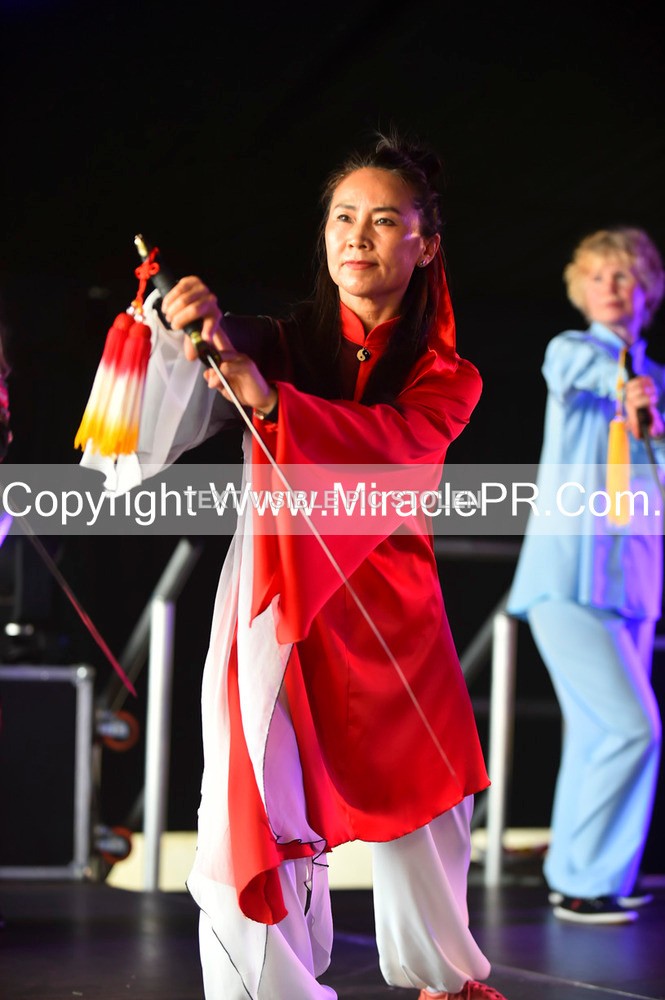 SH4_1612 - Tai Chi with Lisa Kay.