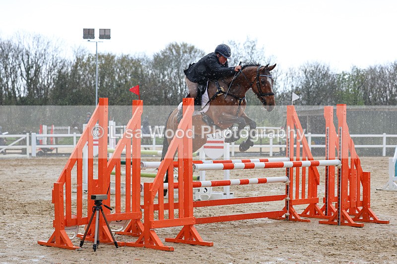 3E7A1571 - Class 6: Senior 1.05m
