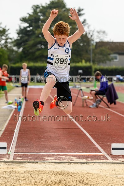 Age25SUN-919960 - Field Male