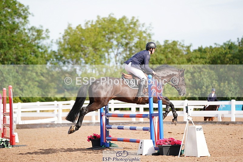 240804A-094142-09914 - Cls 48 Snr Discovery and 1m Open