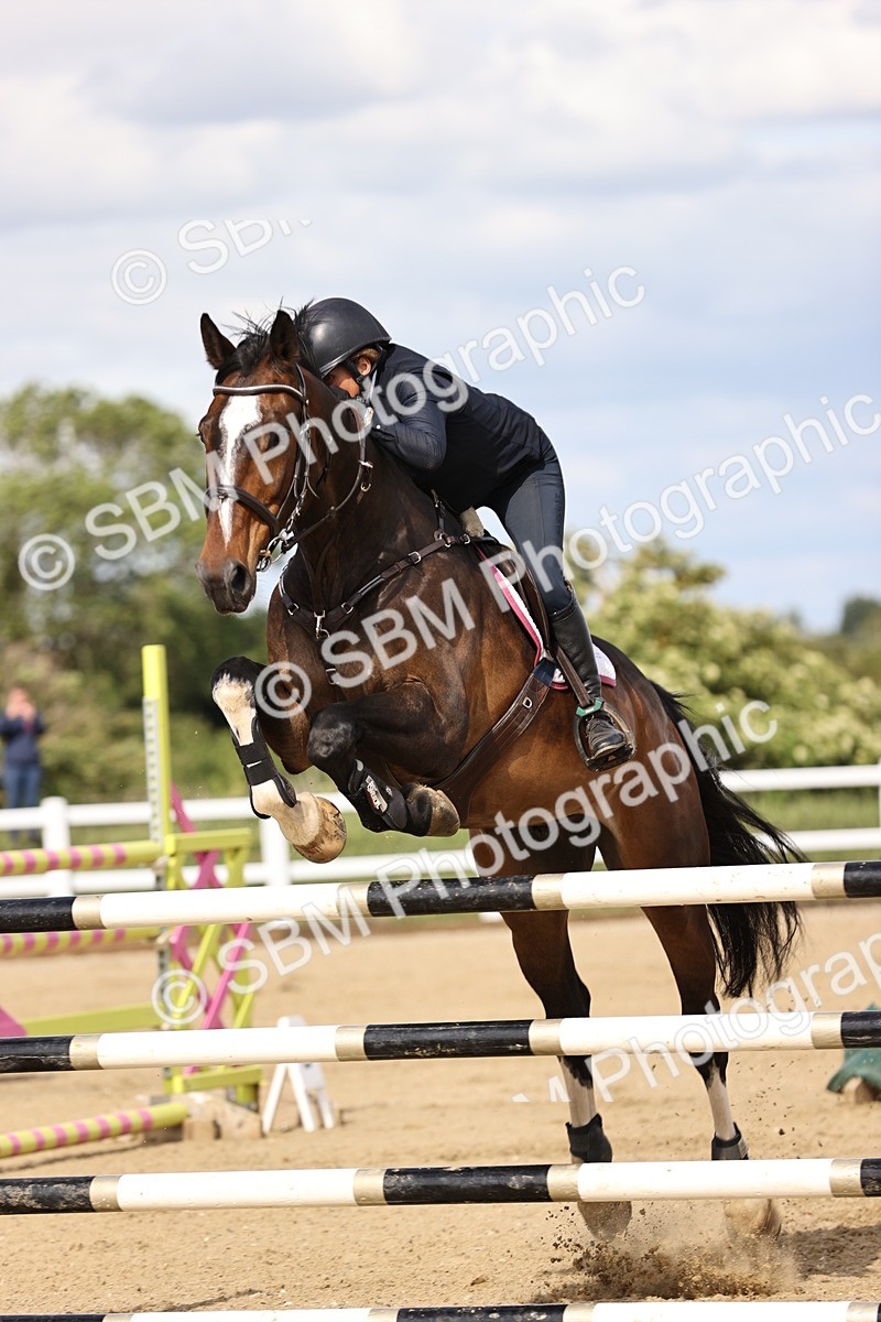 SBM_003628 - Class 13 - Senior Foxhunter - 1.20m