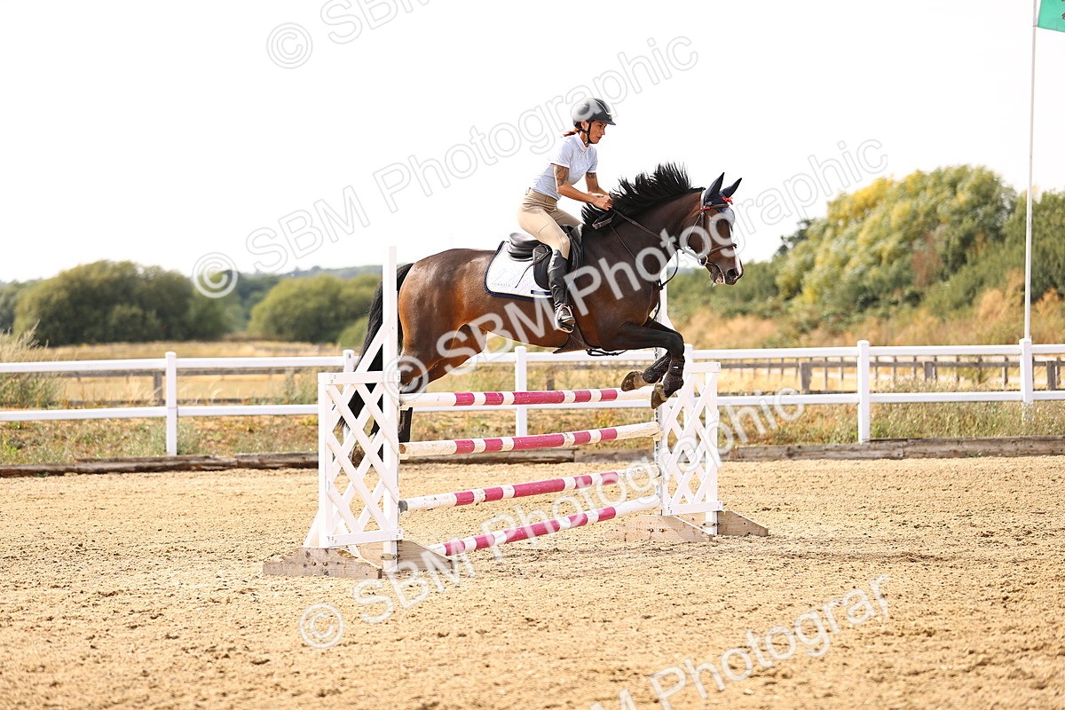 SBM_001589 - Class 6 - Senior Newcomers 1.10m