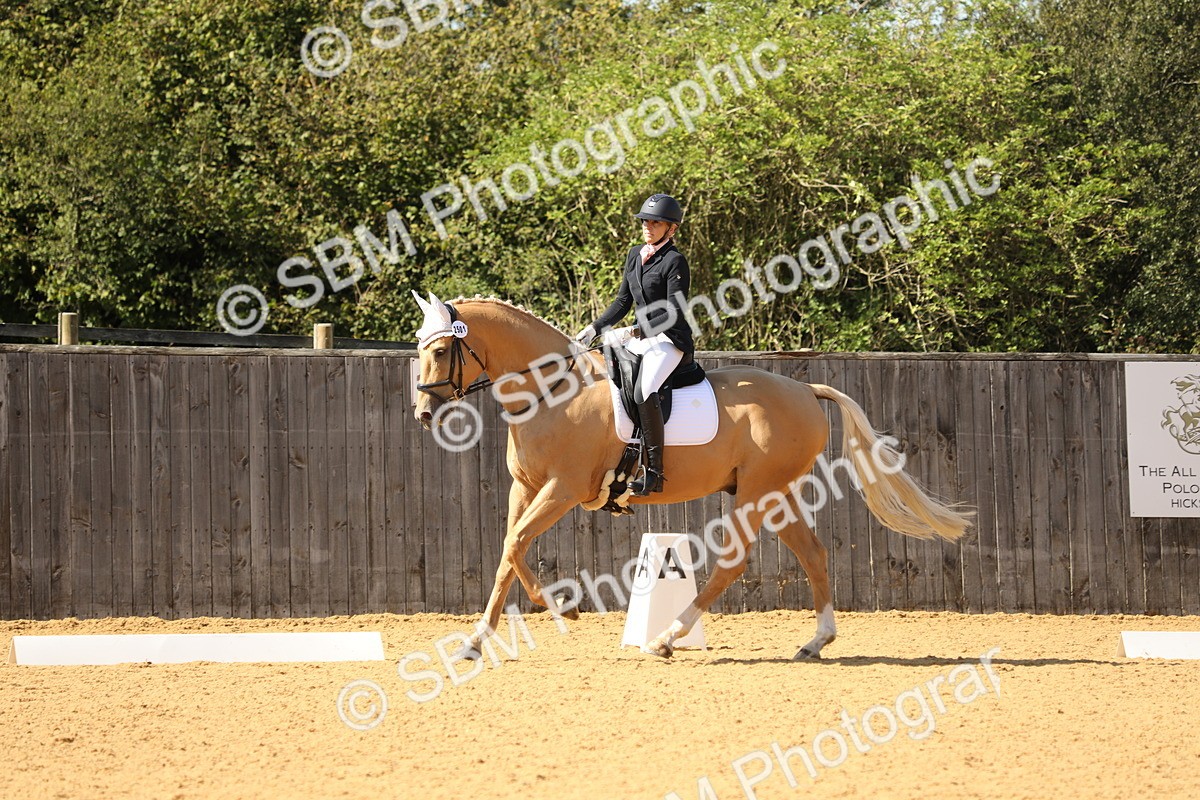 SBM_22328 - D17 - Grand Tour Championship - Novice 27