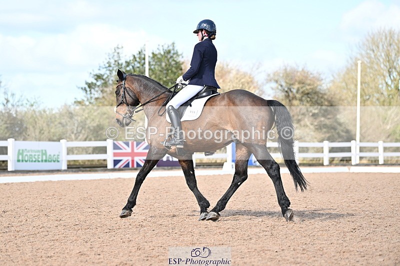 240324A-125103-02403 - Novice 28, 12.15 to 13.00