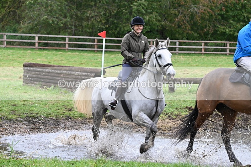 WJ6_6551 - Time at Photographer 12:41 to 13:05