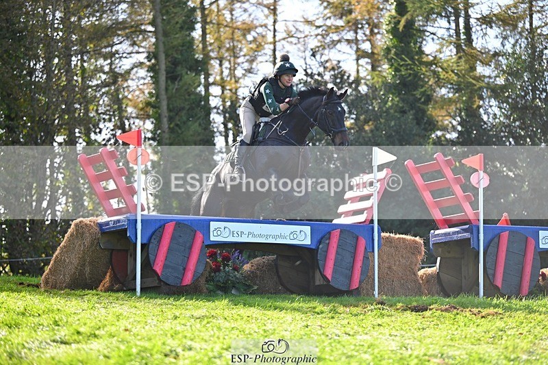 241026-131131-13484 - 421-Marie.Webber-BENNY'S.DOUBLE.DIAMOND