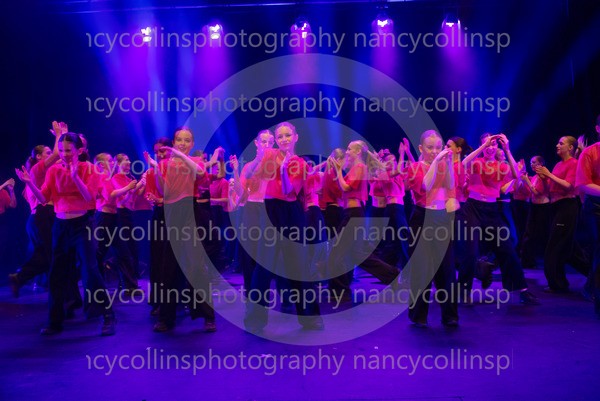 00995 - Nicki Minaj Medley