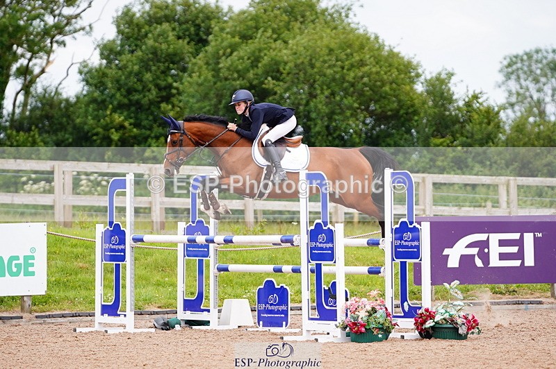 240630A-175318-16096 - Cls 26 Foxhunter 2nd R Jump Off and P