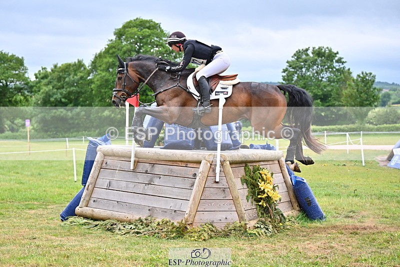 250524A-113509-09914 - B-302-Samantha.Lissington-LUCAS.STONE