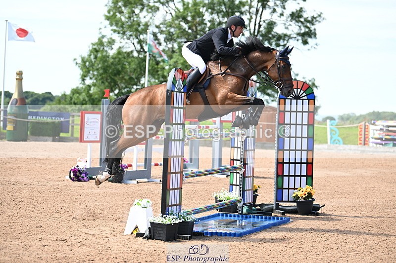 240718A-115210-04900 - Cls 1, 3 Star Small Tour 1.35m