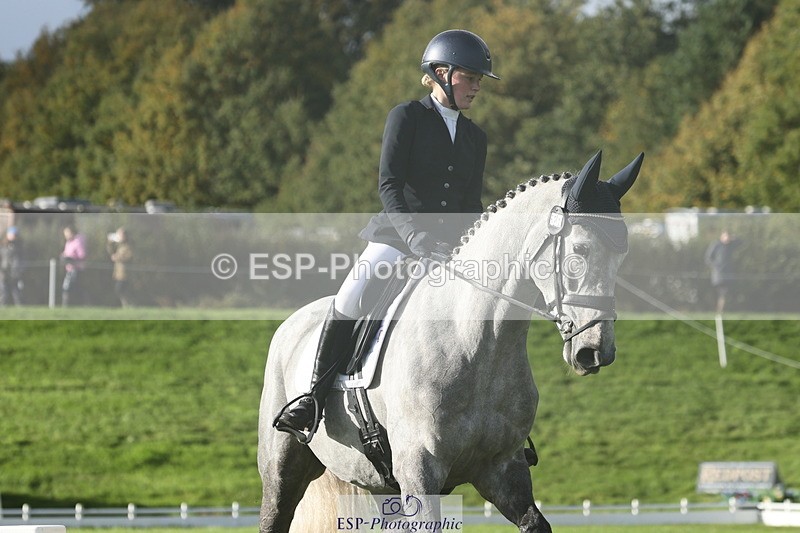 251023A-150920-05104 - G-527-Grace.Gillard