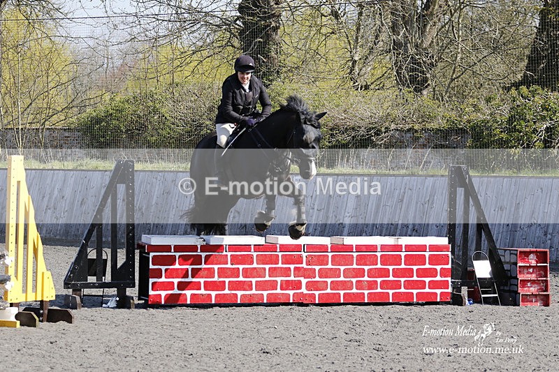 _EST0917 - Bourne Valley Riding Club Winter Showjumping 27/03/22