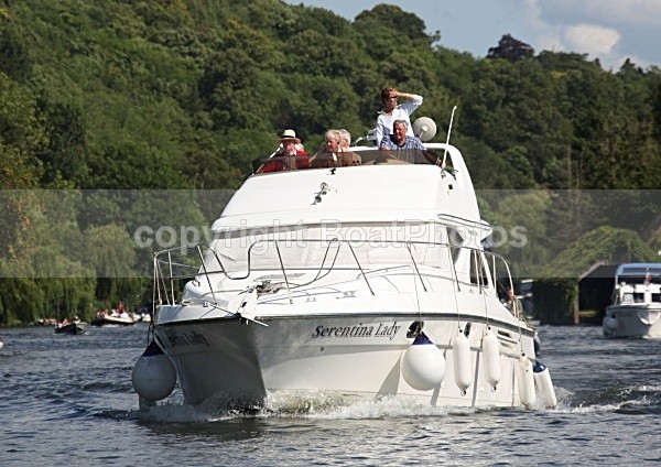 090703 SERENTINA LADY IMG_7442 - HENLEY REGATTA FRIDAY 3rd JULY 2009