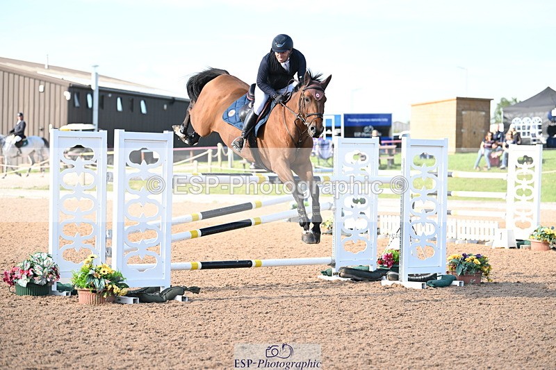 240913A-160832-05168 - Cls 18 National 1.40m Open