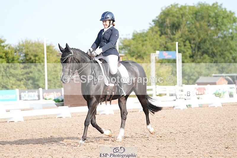 250815-090102-00005 - 004-Amy.CoxPretty.Picture