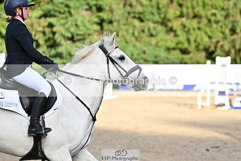 251005A-172004-05319 - Cls 11 Open 1m-1.05m