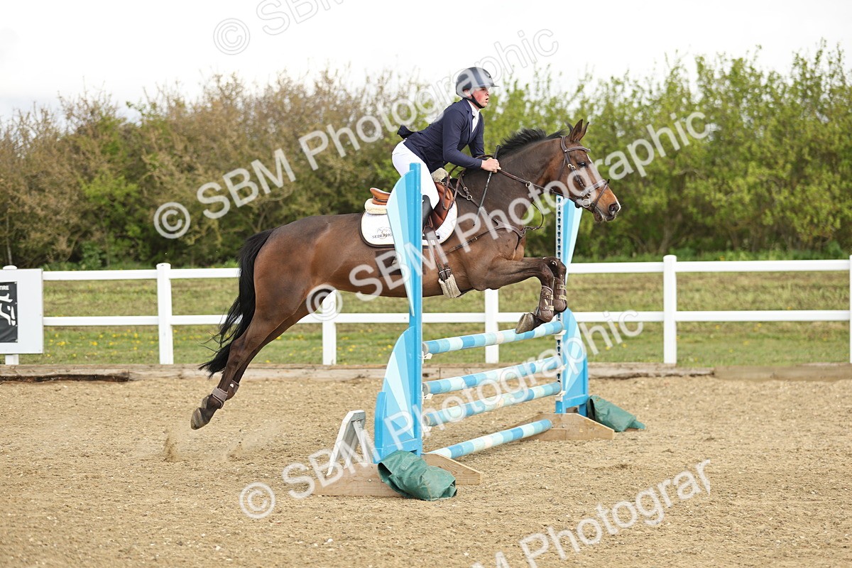 SBM_000350 - Class 2 - Senior British Novice - 90cm