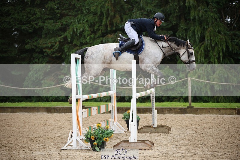 230708-123841-13755 - Cls 26 Newcomers & 1.10m Open