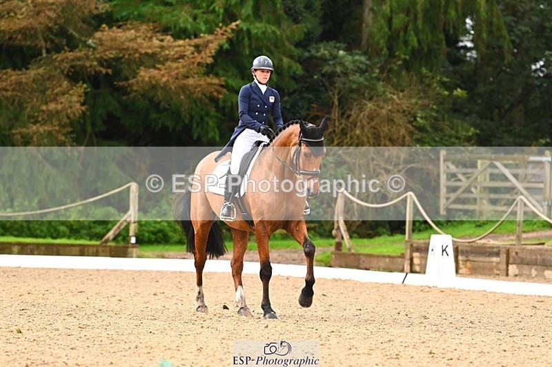 231021-095707-12917 - 330-TRINITY.THANKS.AWFULLY-Imogen.Gloag-DR