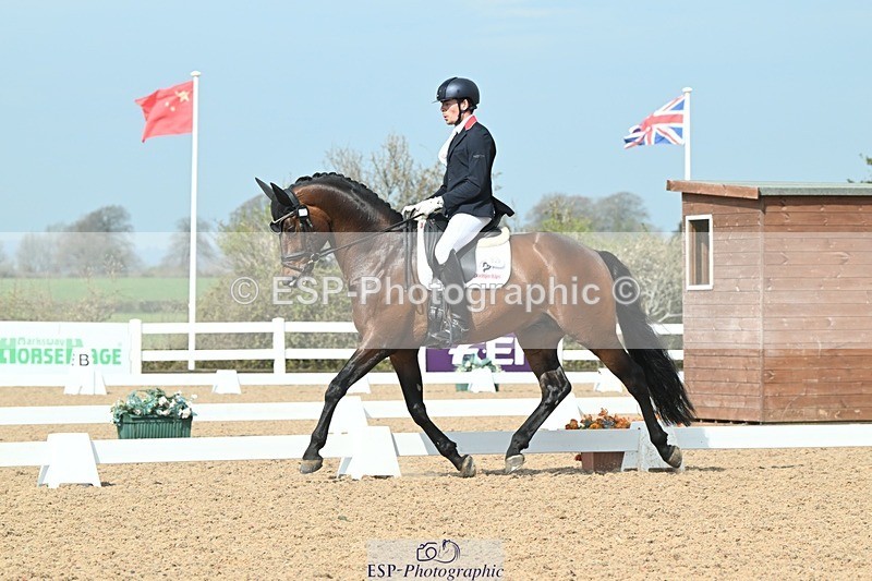 250403-104044-01537 - 048-Angus.Corrie-Deane-Maigret.VD.Watermolen