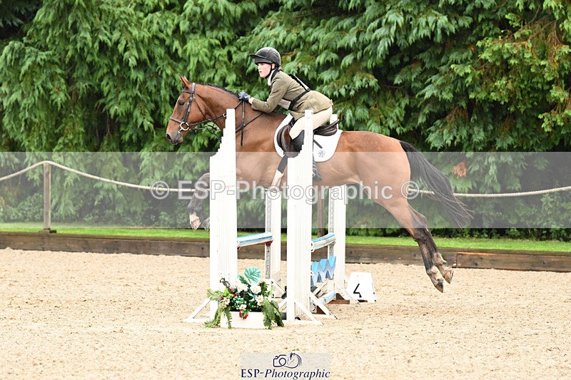 240824X-095706-23450_70cm Round 2 930 to 1030 - 797-158-9333