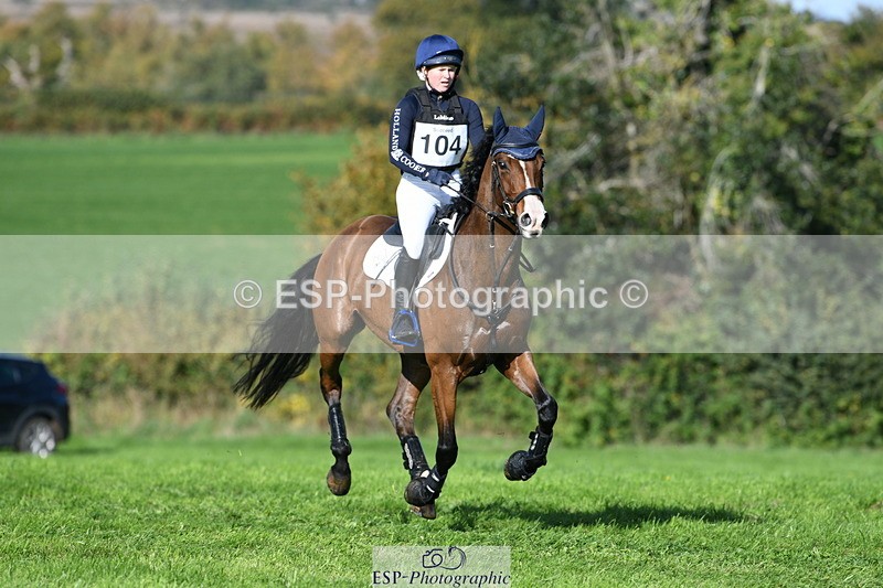 251024A-115234-09065 - B-104-Millie.Juleff