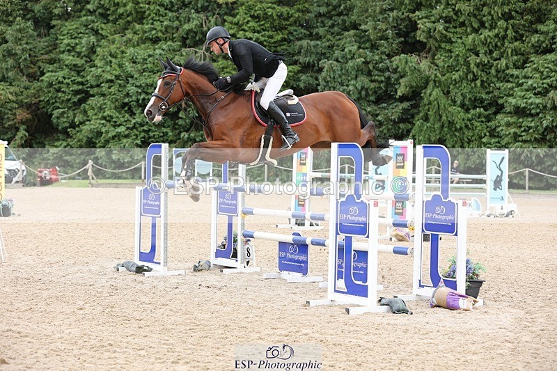 240711-151724-28844 - Cls 124 Foxhunter
