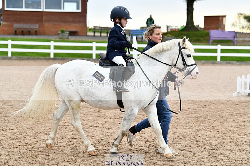 241013B-090233-00083 - Cls 1 Clear Round