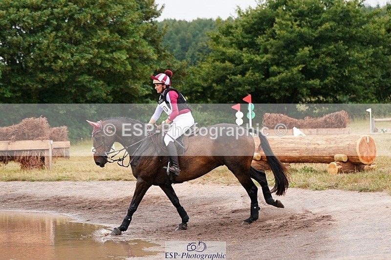 250803A-130250-13191 - M-570-Lizette.Jackman-MURPHYS.GAUNTLET