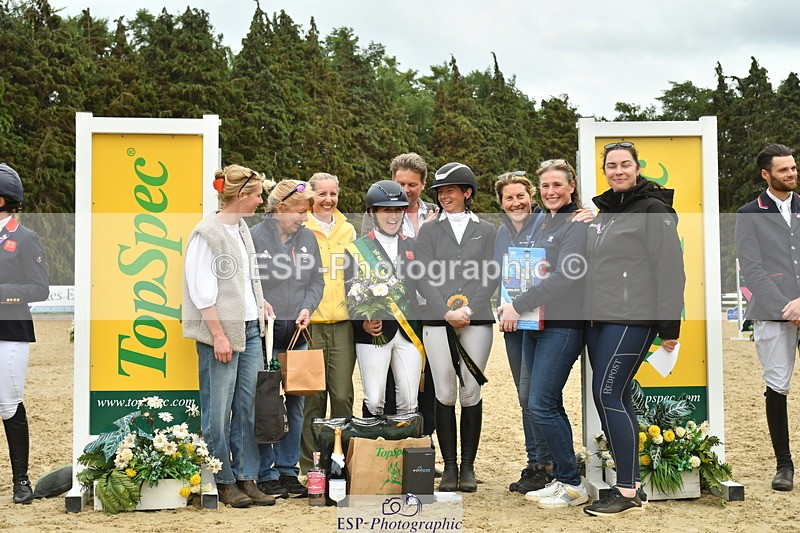 250525A-162540-18989 - Presentations Section D CCI 4 Star