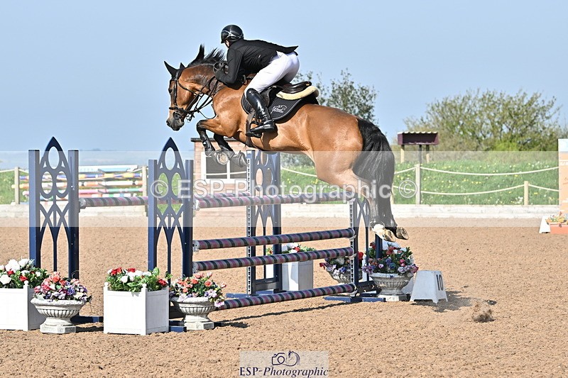 240509A-091406-00489 - Cls 8 Foxhunter