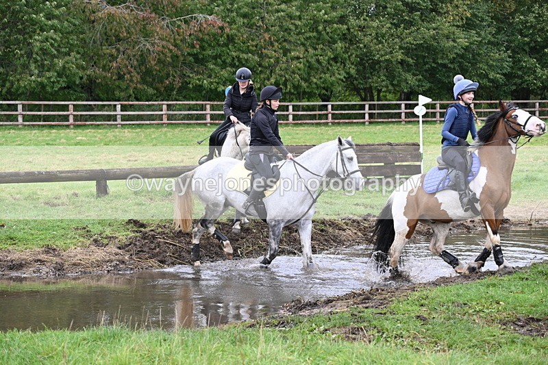 WJ6_6171 - Time at Photographer 12:41 to 13:05