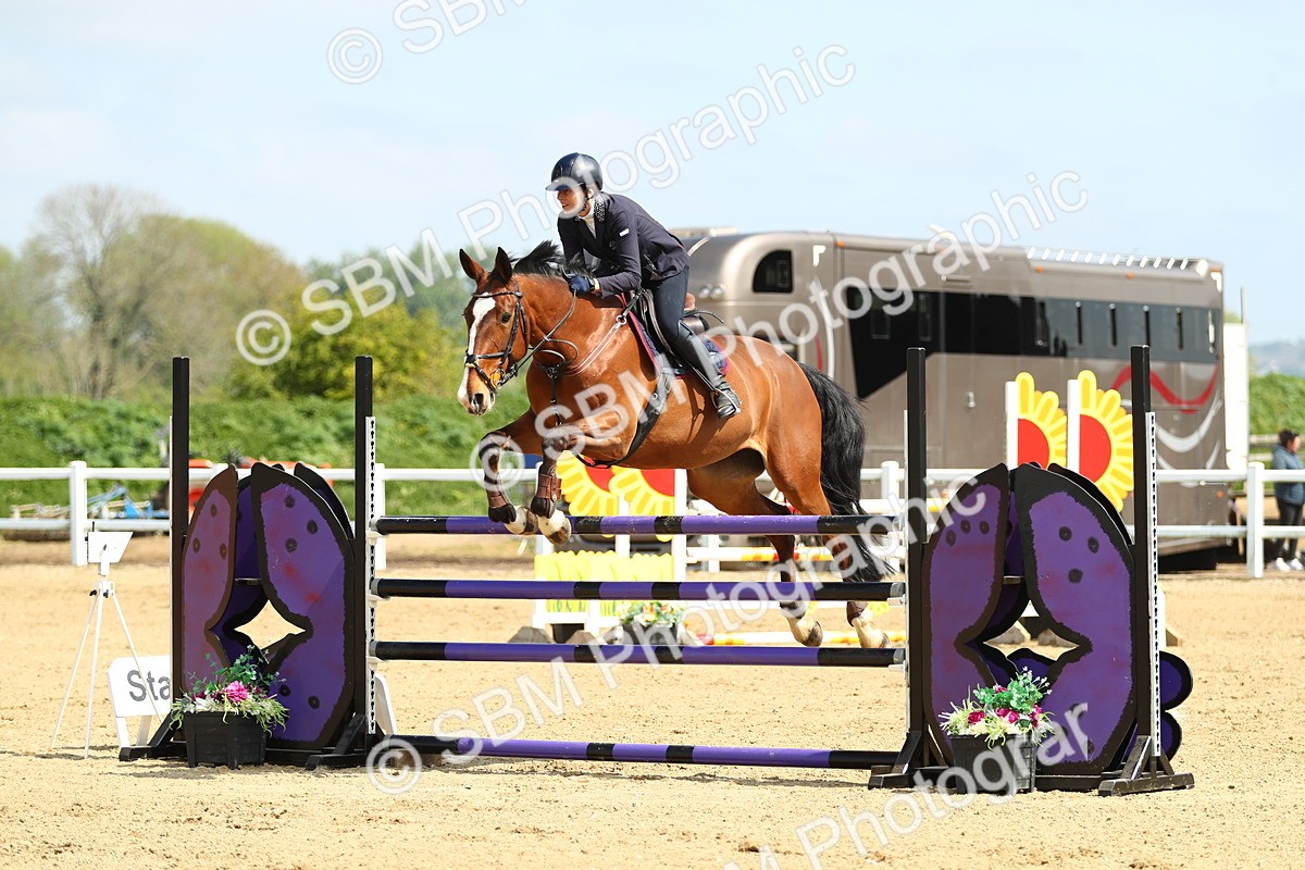 SBM_001321 - Class 5 - Senior Foxhunter 1.20m