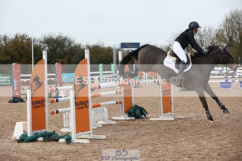 231112A-123420-04066 - Cls 19 Snr 1.05m Open