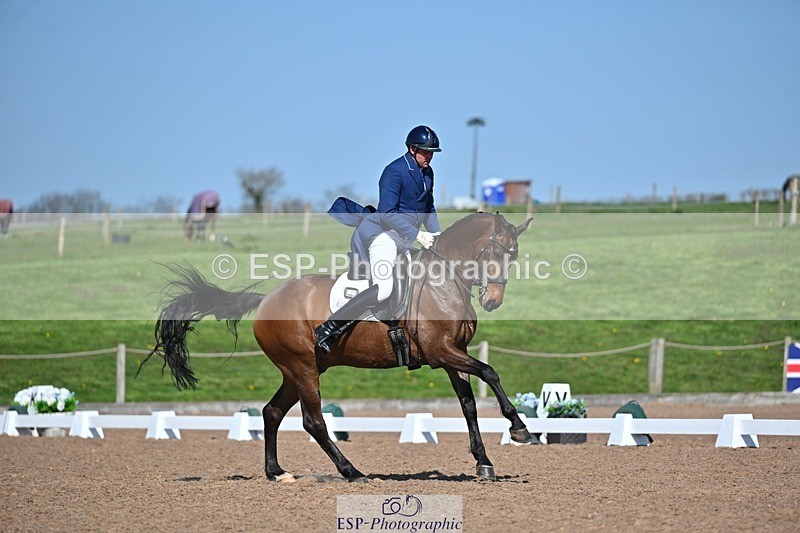 250405-140025-11024 - 171-Jonny.Clarke-West-Goomong.Zinfandel