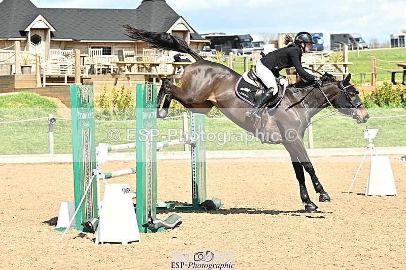 250416-132843-01088 - Cls 4 Newcomers and 1.10m