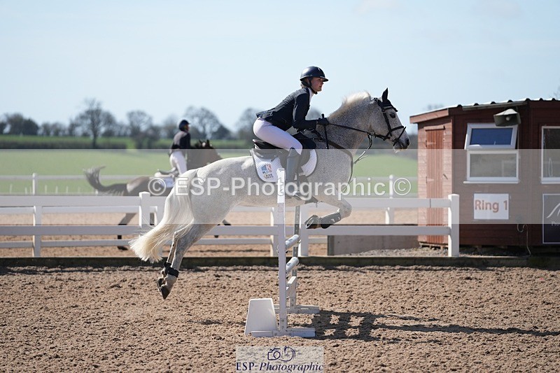 250329-104817-03723 - Cls 20 British Novice and 90cm