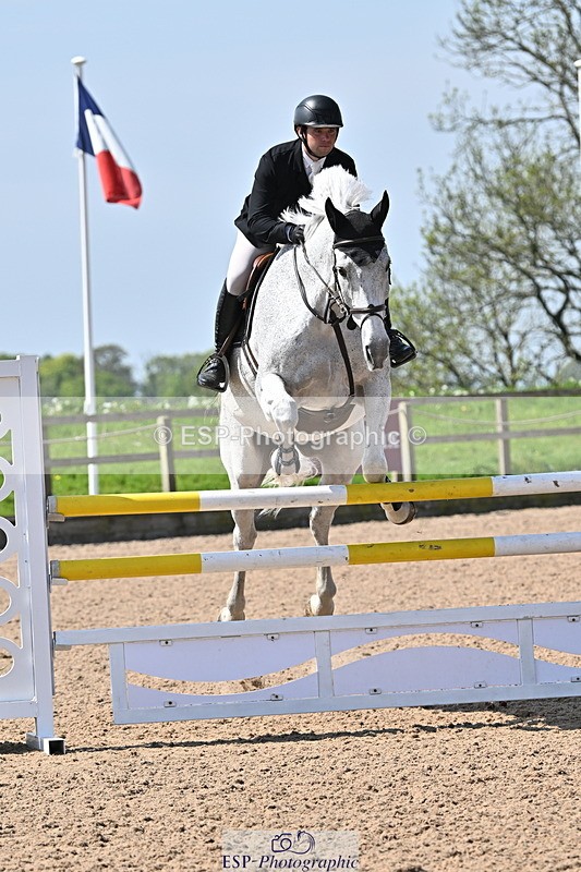 240509A-112149-01134 - Cls 9 Snr 1.20m Open