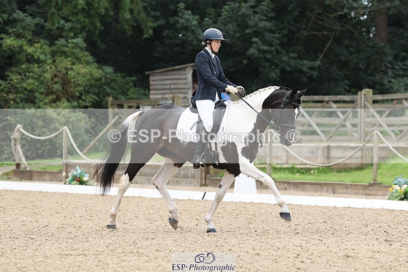 240810-114044-02934 - 189-Emma.Jenkinson-Fleur.C