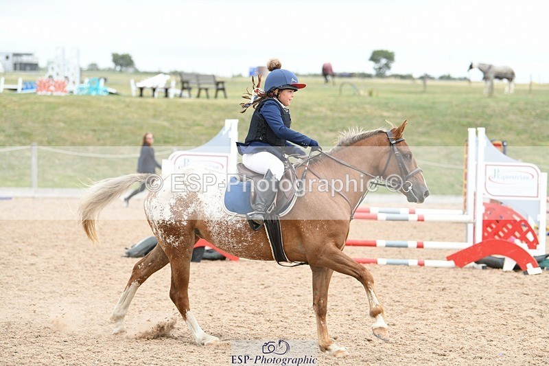 250807-130349-00973 - 70cm Round 2