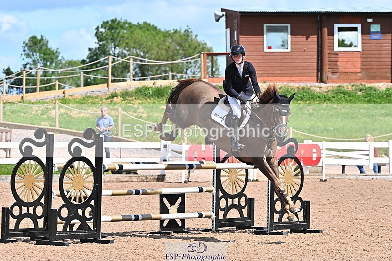 240619A-153750-00894 - Cls 5 Snr Foxhunter and 1.20m Open