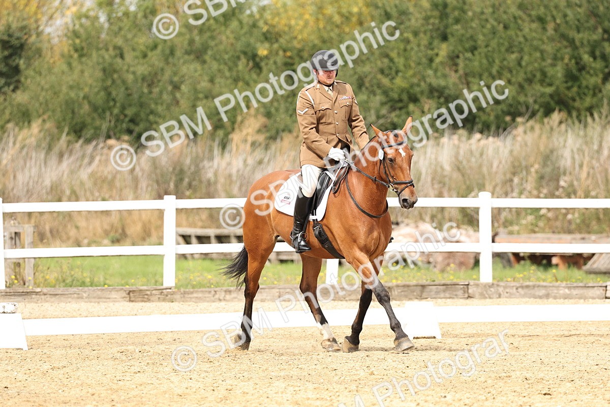 SBM_013049 - Class 3 - Novice 4 - 11.43-12.25
