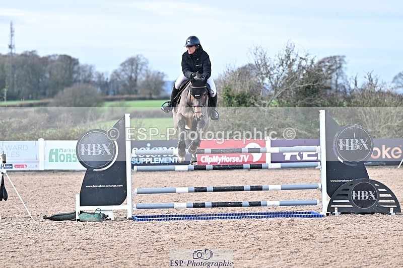 251126-130031-00560 - Cls 4 Newcomers and 1.10m