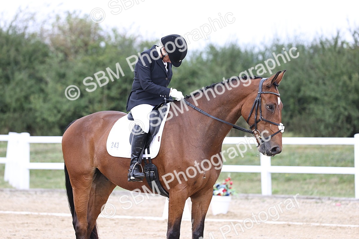 SBM_017529 - Class 14 - Novice 23 - 13.52-14.55