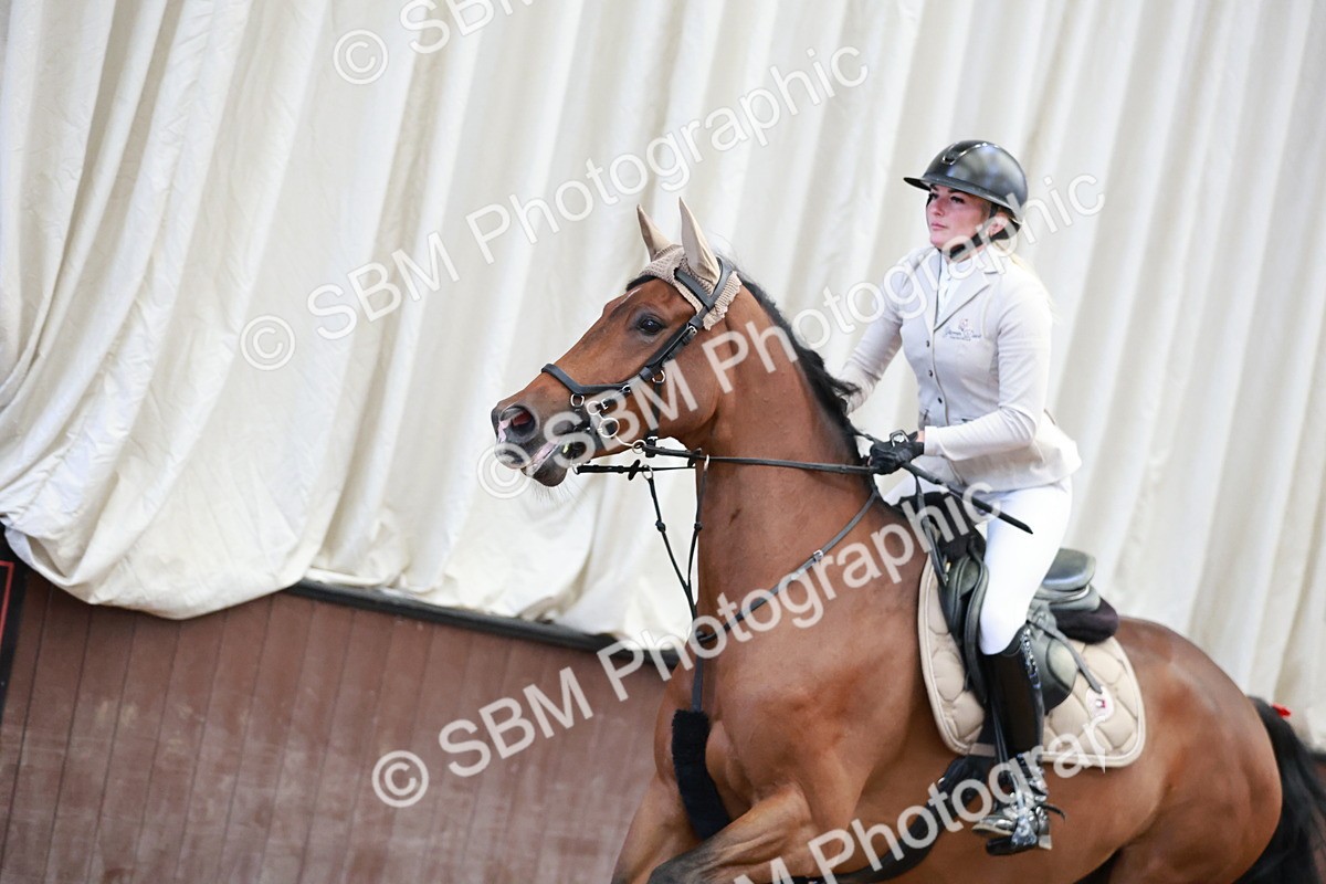 SBM_003804 - Class 11 - Senior Newcomers - 1.10m