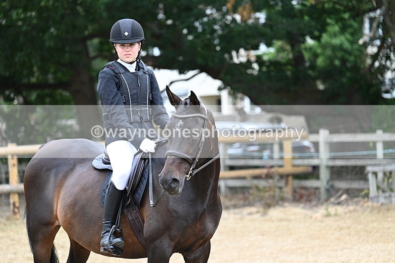 WJ7_1125 - Class 8 Ridden Veterans