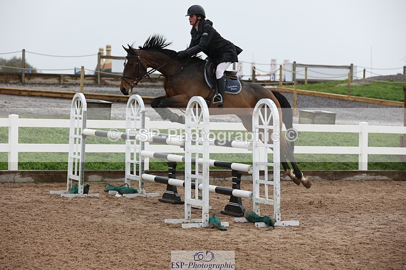 231112A-131347-04336 - Cls 20 Newcomers & 1.10m Open