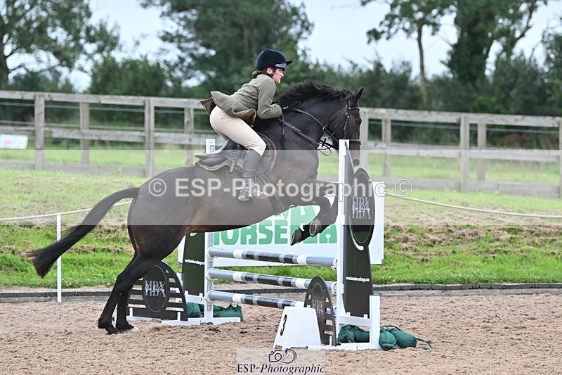 240813-184058-00729 - Classes 5 A&B & 6 80cm