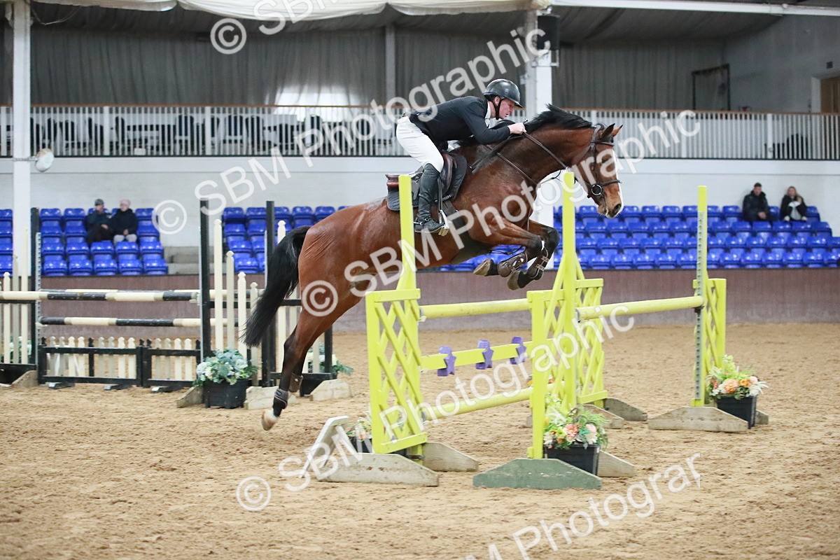 SBM_001214 - Class 4 - Senior Newcomers - 1.10m Open
